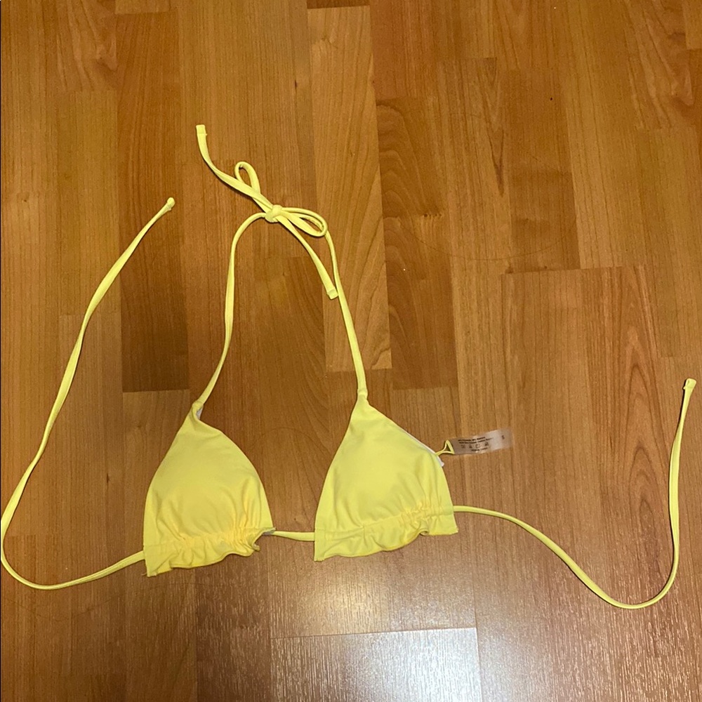 SHEIN Yellow Triangle Bikini Top with String Ties- new without tags